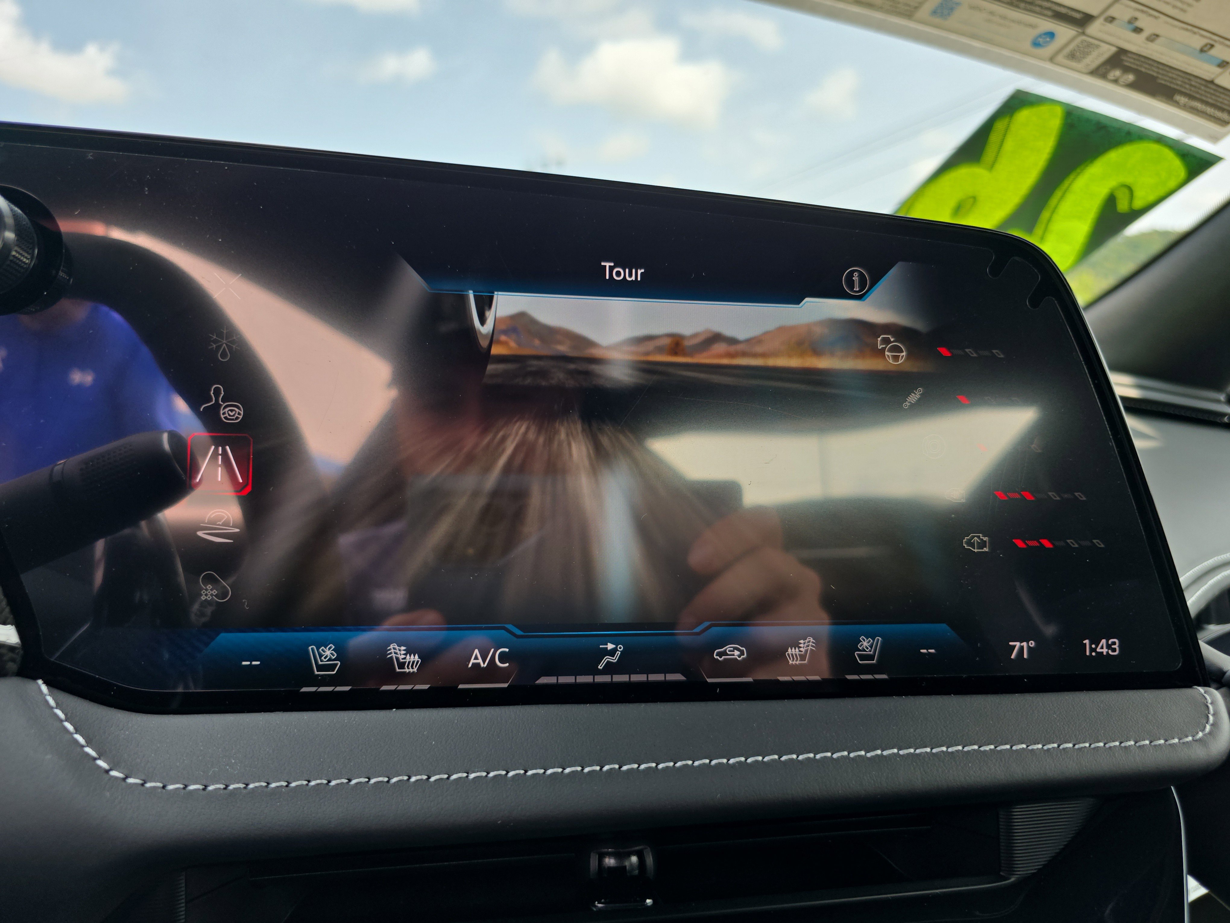 New 2026 Chevrolet Corvette Stingray Premium Cpe w/ Z51 Performance Package image 31