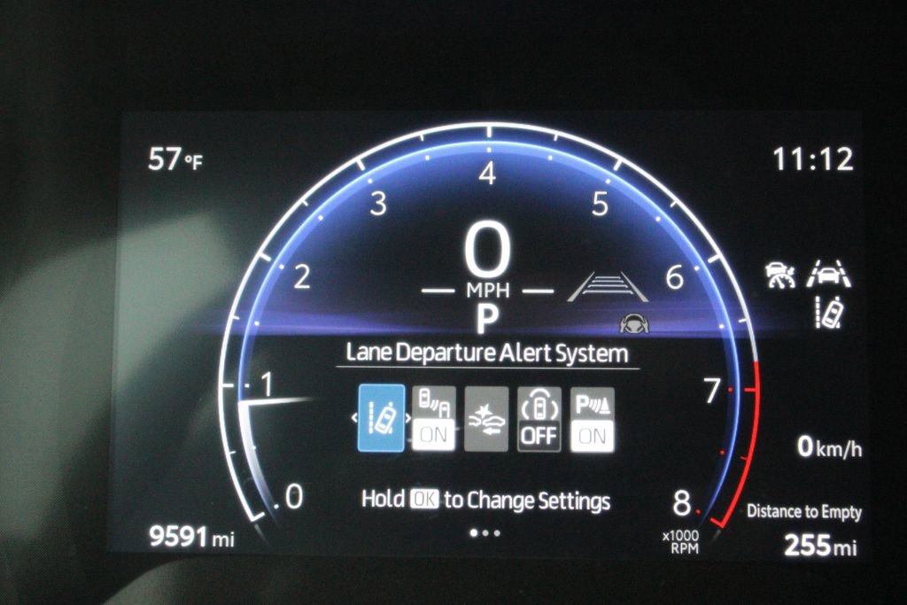 Certified 2023 Toyota Corolla Cross XLE w/ Black Badges Package (TMS) AWD/4WD image 3