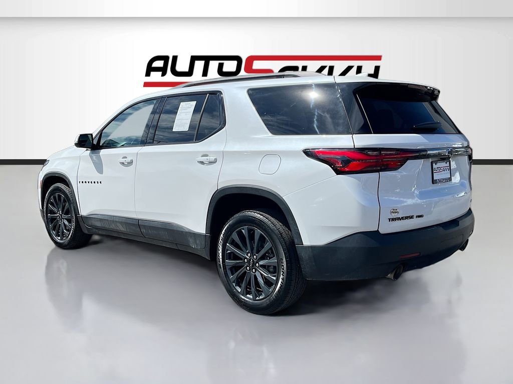 Used 2023 Chevrolet Traverse RS image 5