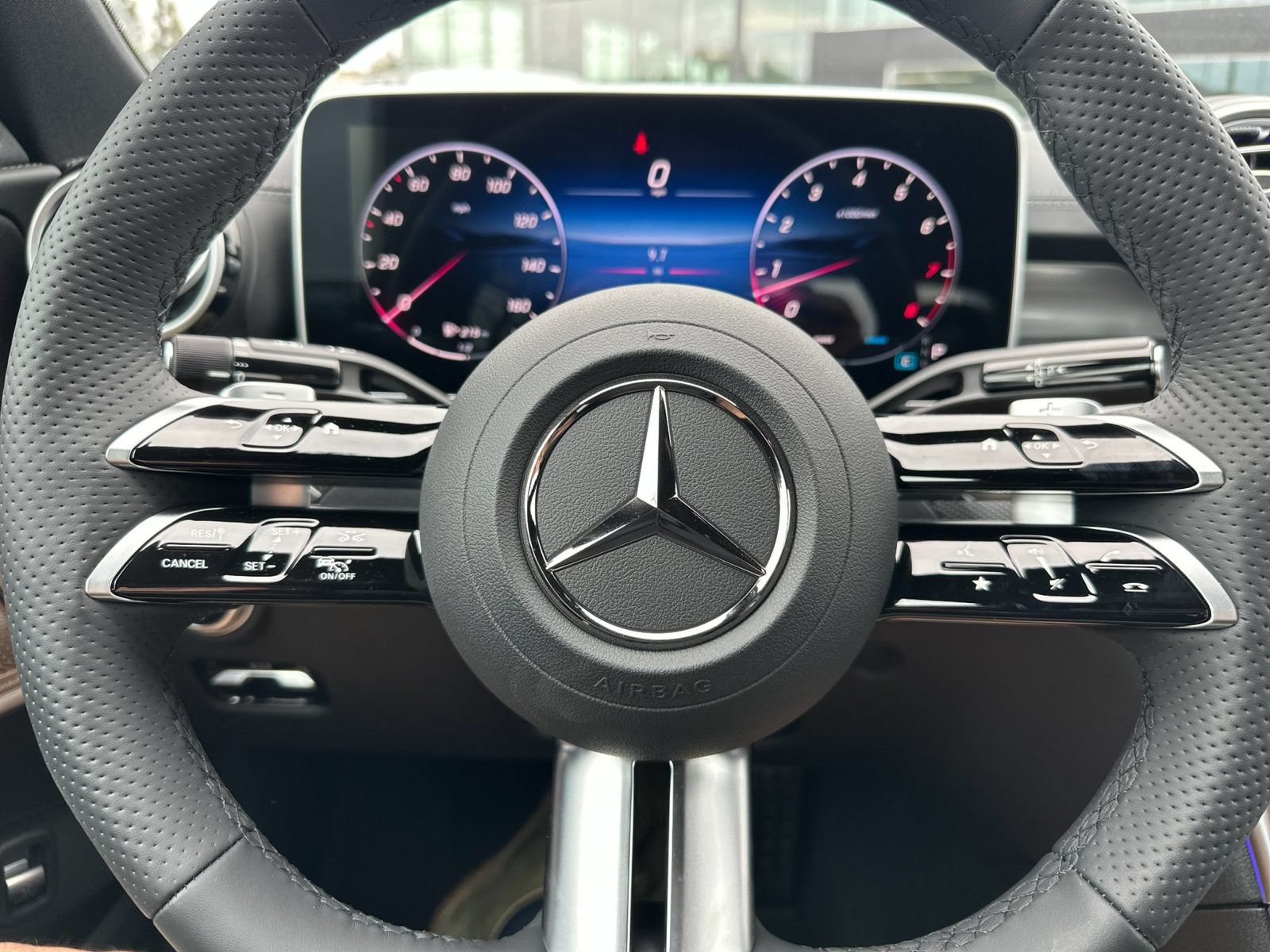 Used 2025 Mercedes-Benz C 300 4MATIC Sedan image 26