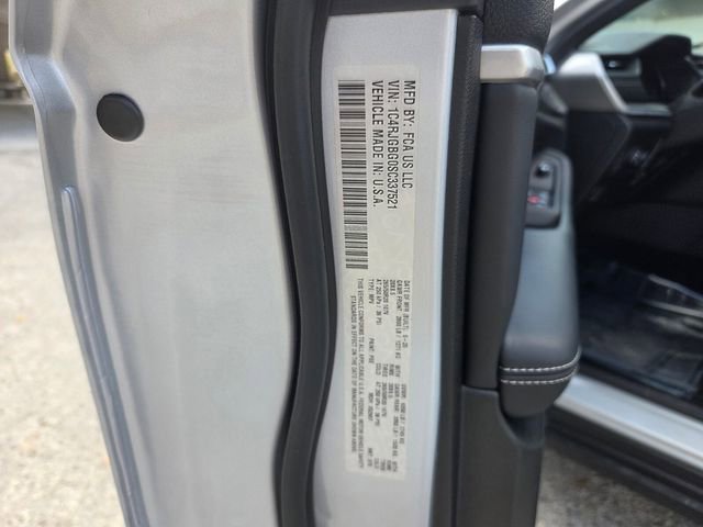 Certified 2025 Jeep Grand Cherokee Limited w/ Black Appearance Package image 20