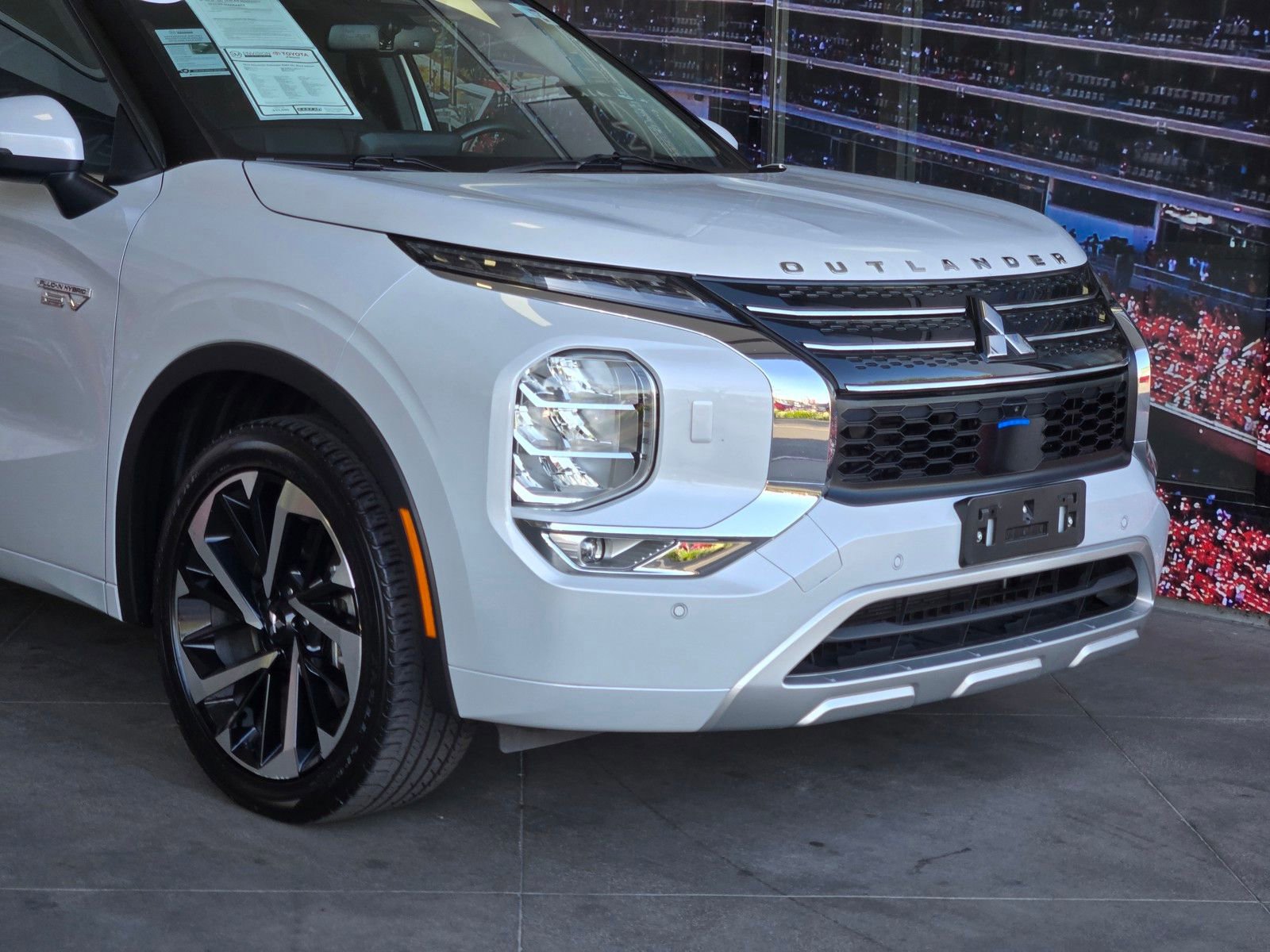 Used 2025 Mitsubishi Outlander SEL Black Edition image 2