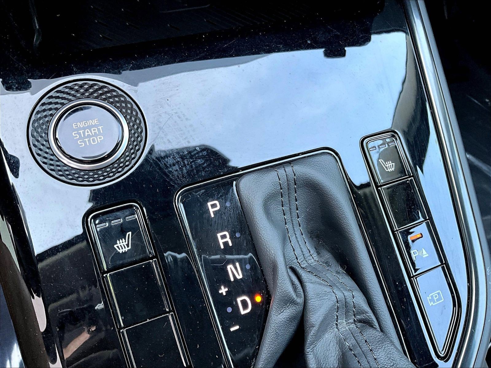 Certified 2023 Kia Niro EX FWD image 38