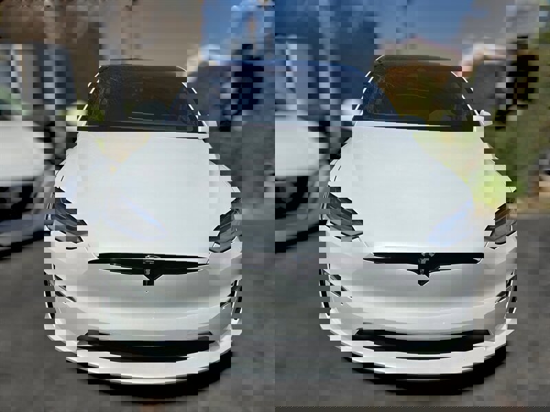 Used 2022 Tesla Model X image 7