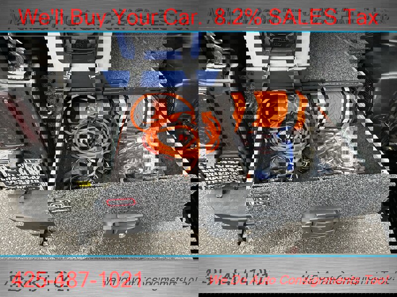 Used 2012 Jeep Wrangler Unlimited Rubicon w/ Connectivity Group image 24