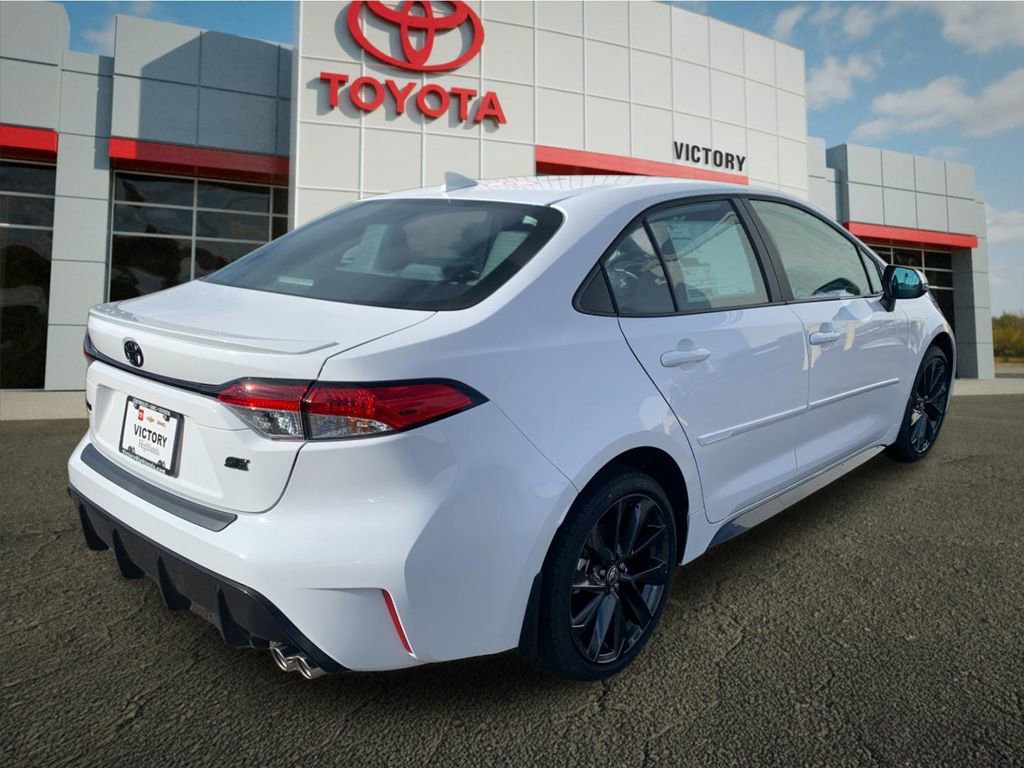 New 2026 Toyota Corolla SE image 3