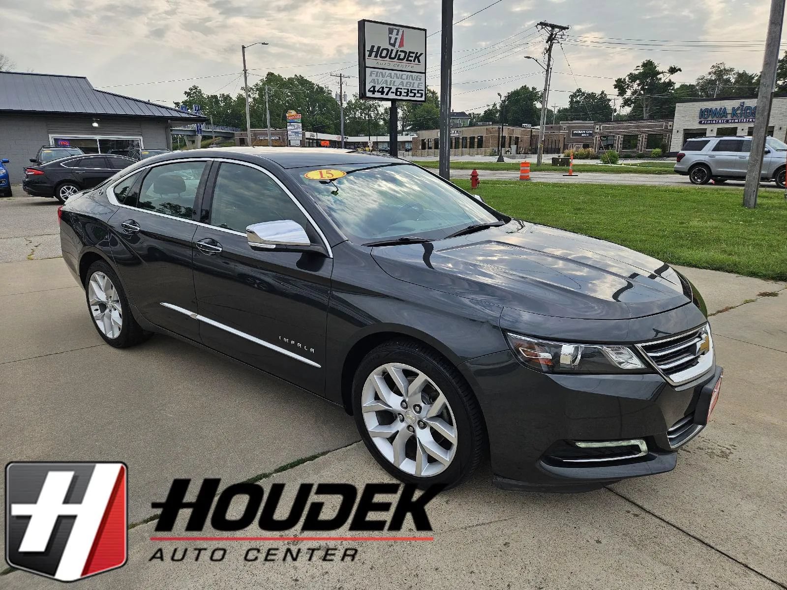 Used 2015 Chevrolet Impala LTZ FWD image 1