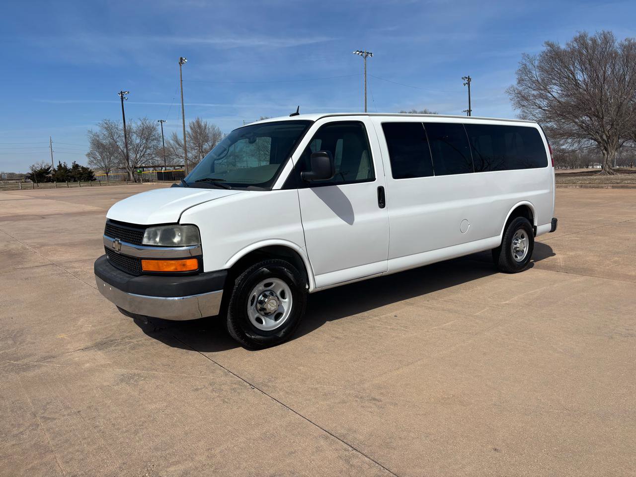 Used 2014 Chevrolet Express 3500 LT w/ LT Preferred Equipment Group image 2