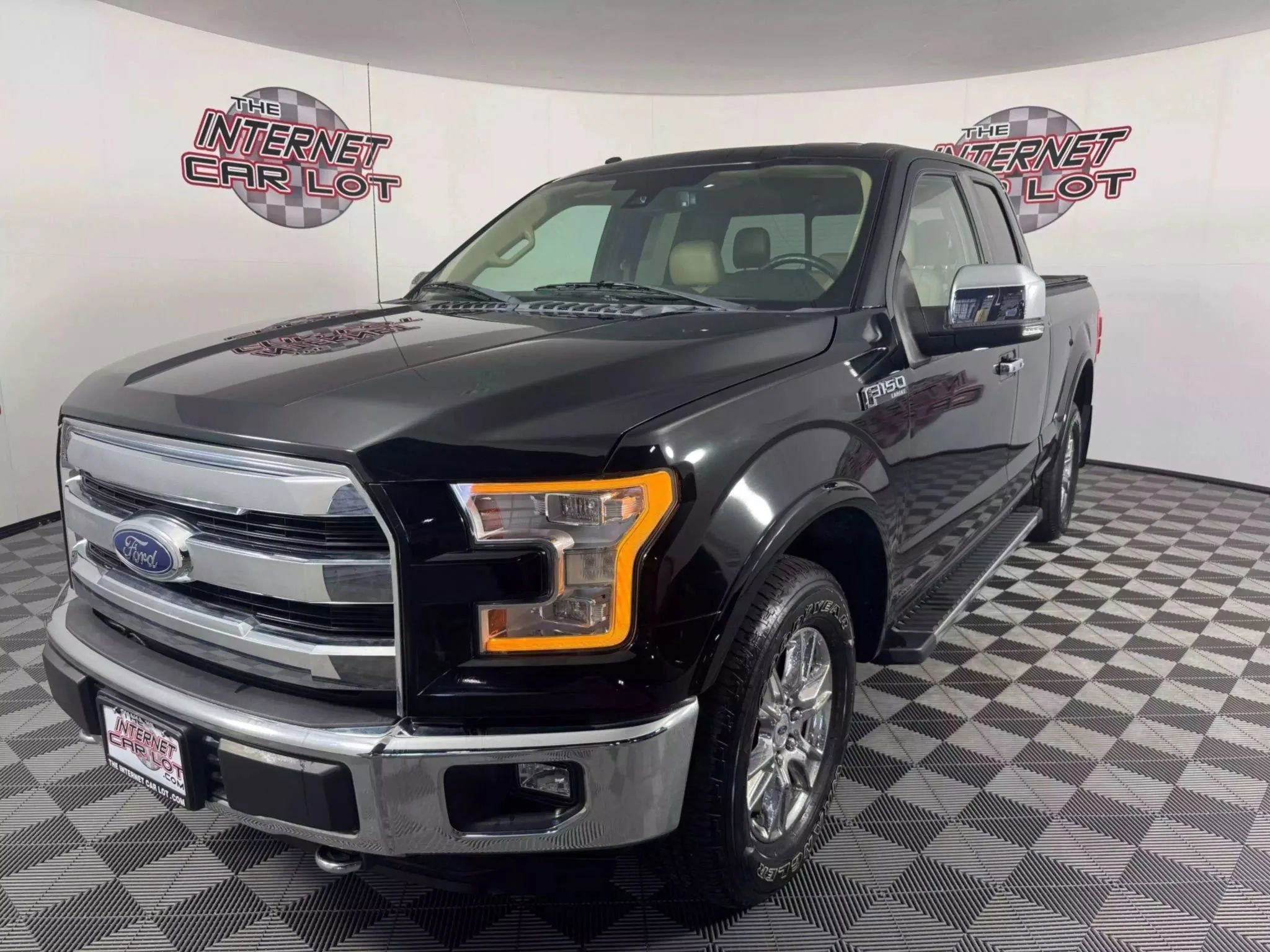 Used 2016 Ford F150 Lariat w/ Equipment Group 502A Luxury AWD/4WD image 1
