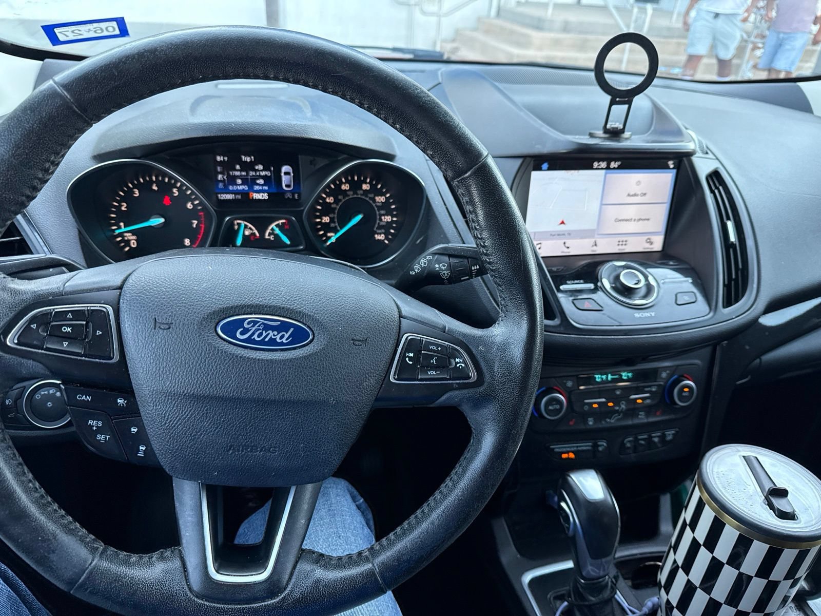 Used 2019 Ford Escape Titanium FWD image 17