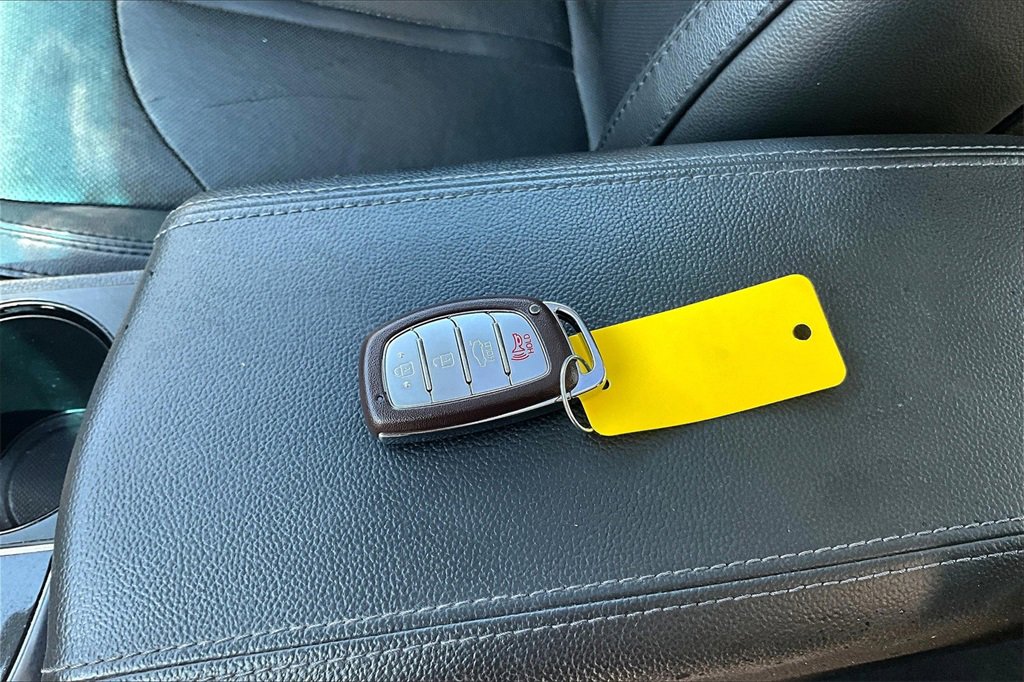 Used 2016 Hyundai Sonata Limited w/ Cargo Package image 35