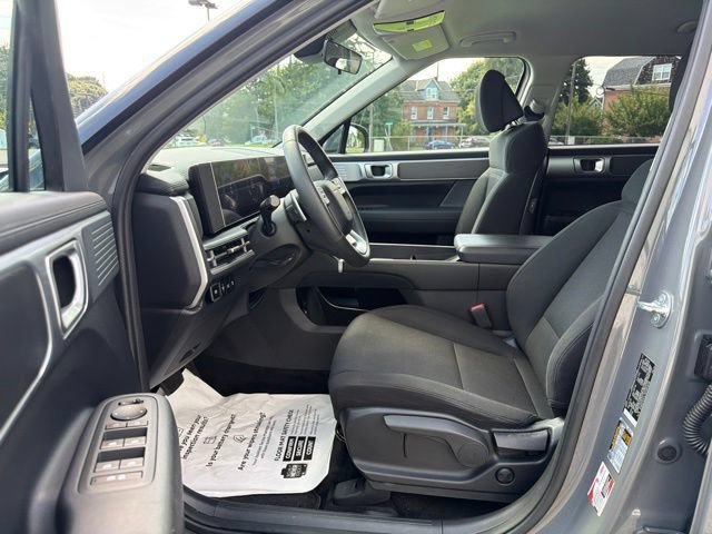 Used 2024 Hyundai Santa Fe SE AWD/4WD image 13
