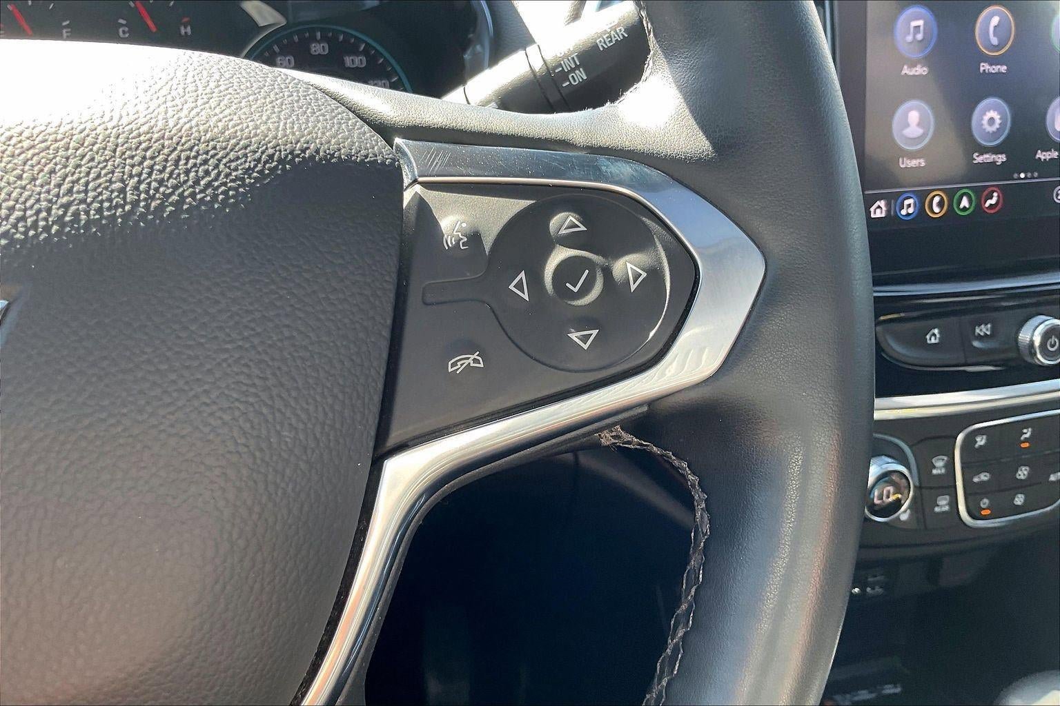 Used 2023 Chevrolet Traverse RS image 20