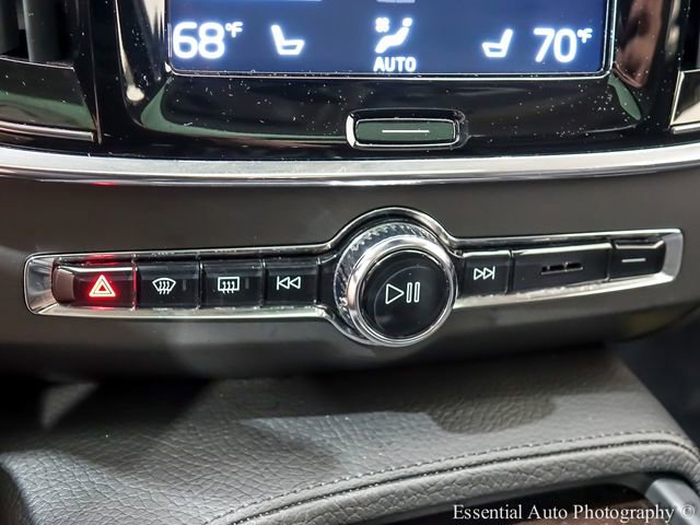 Used 2018 Volvo S90 T5 Momentum w/ Convenience Package image 18