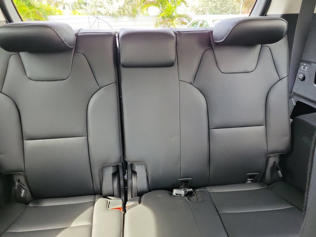 Certified 2022 Kia Telluride EX w/ EX Premium Package FWD image 13