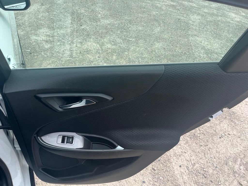 Used 2023 Chevrolet Malibu LS FWD image 27