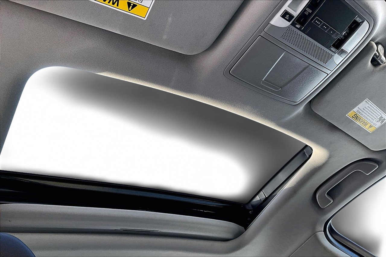 Used 2020 Acura TLX image 26