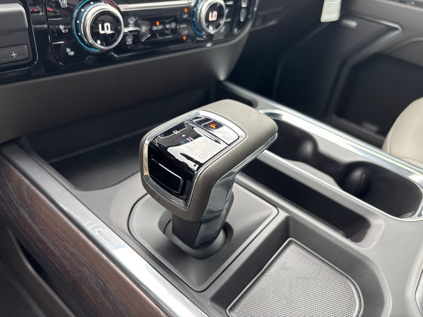 New 2026 GMC Sierra 1500 SLT w/ SLT Premium Plus Package image 17