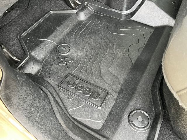 Used 2020 Jeep Gladiator Sport w/ Quick Order Package 24S image 43