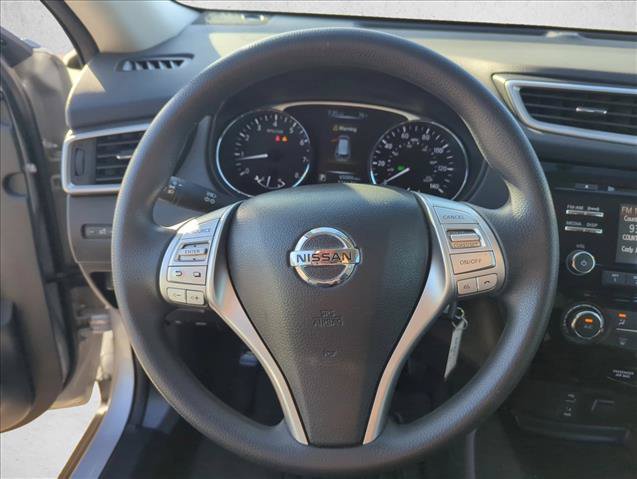 Used 2016 Nissan Rogue S FWD image 15