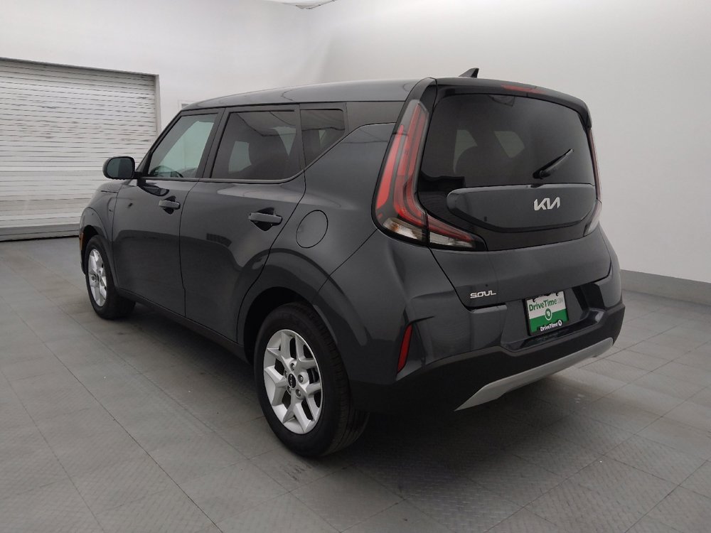 Used 2025 Kia Soul LX w/ LX Technology Package FWD image 5
