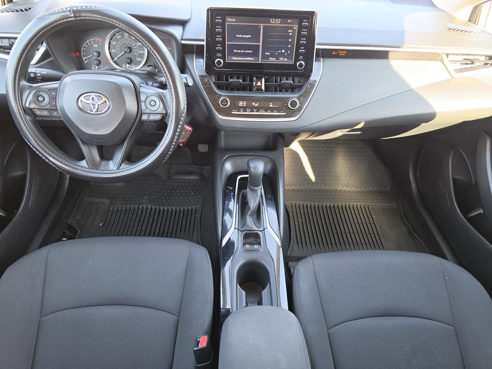 Used 2020 Toyota Corolla LE FWD image 10
