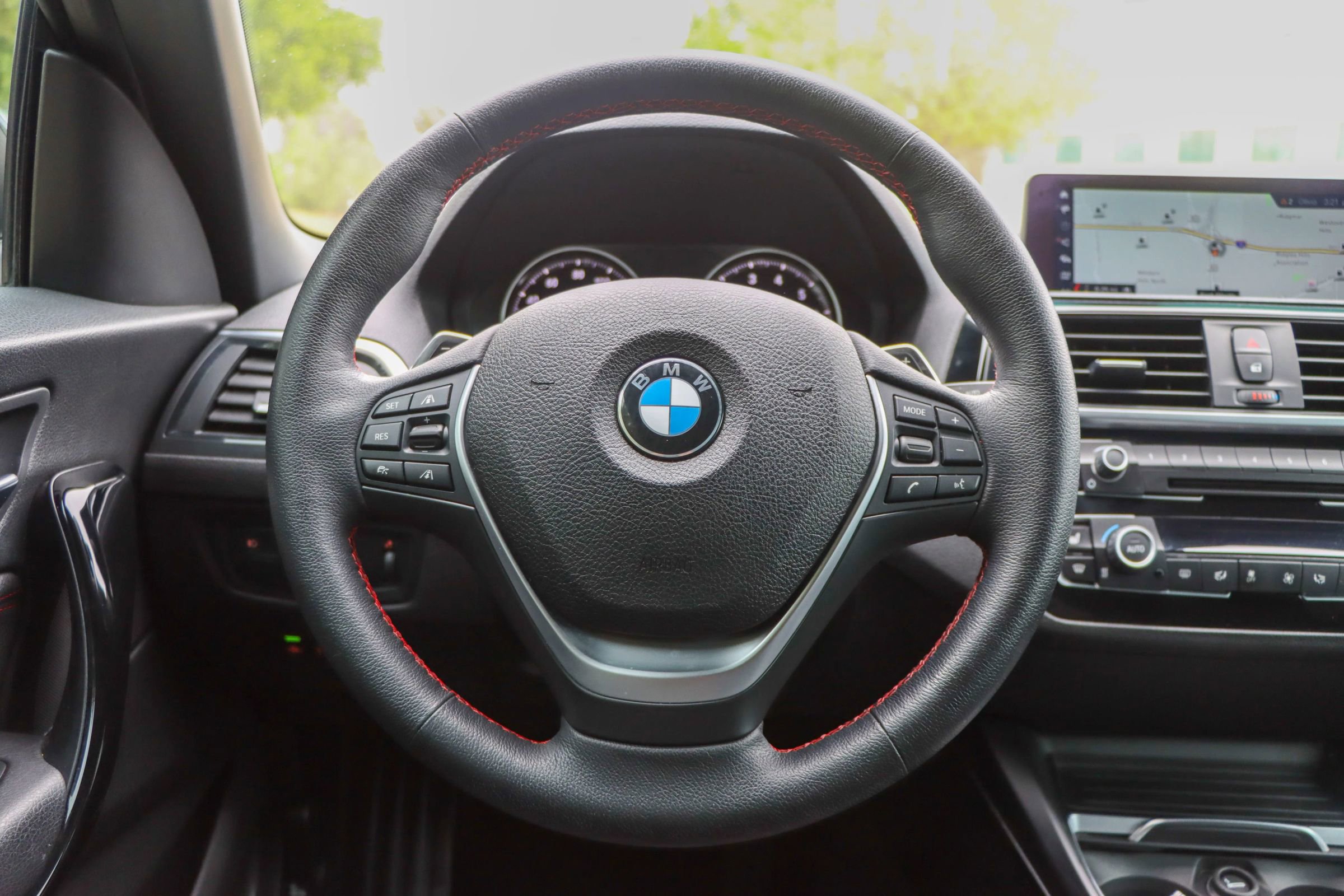 Used 2018 BMW 230i Convertible w/ Premium Package image 32