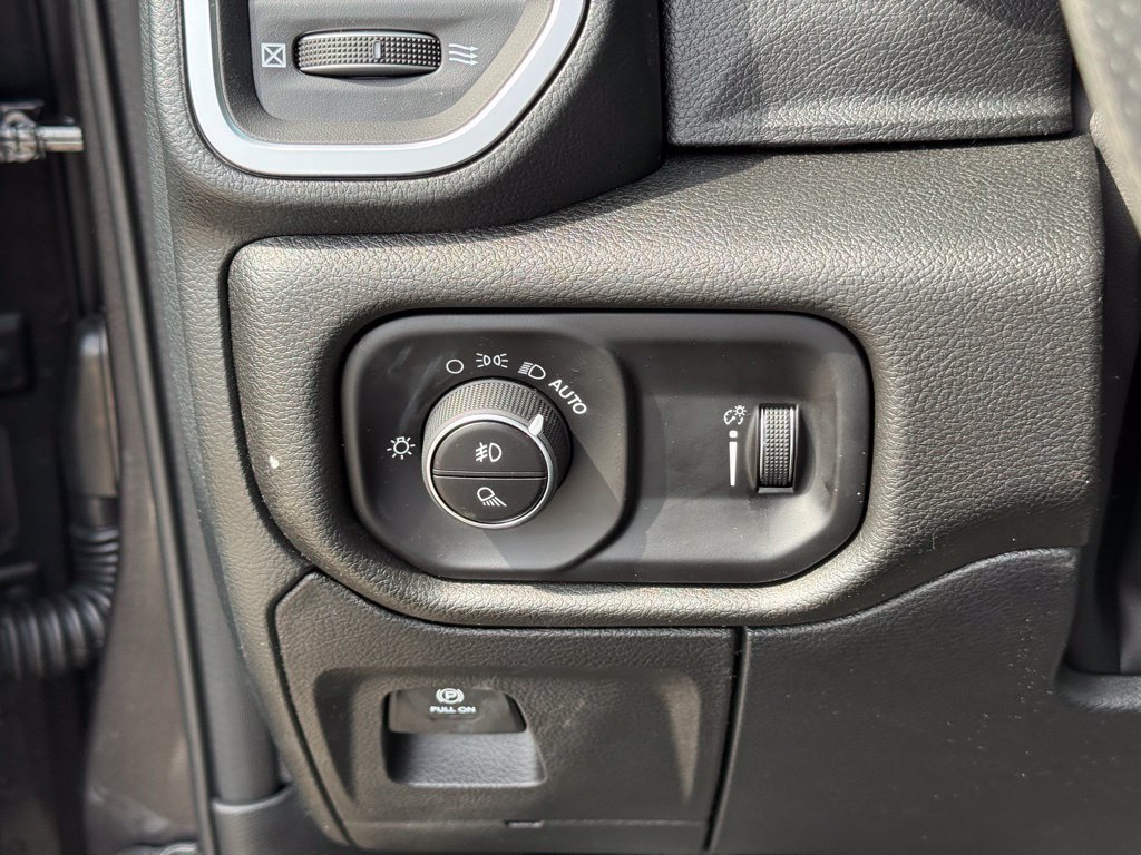 New 2026 RAM 1500 Big Horn AWD/4WD image 19