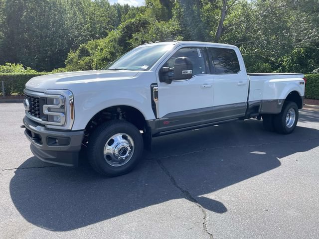 New 2026 Ford F350 King Ranch w/ FX4 Off-Road Package AWD/4WD image 3