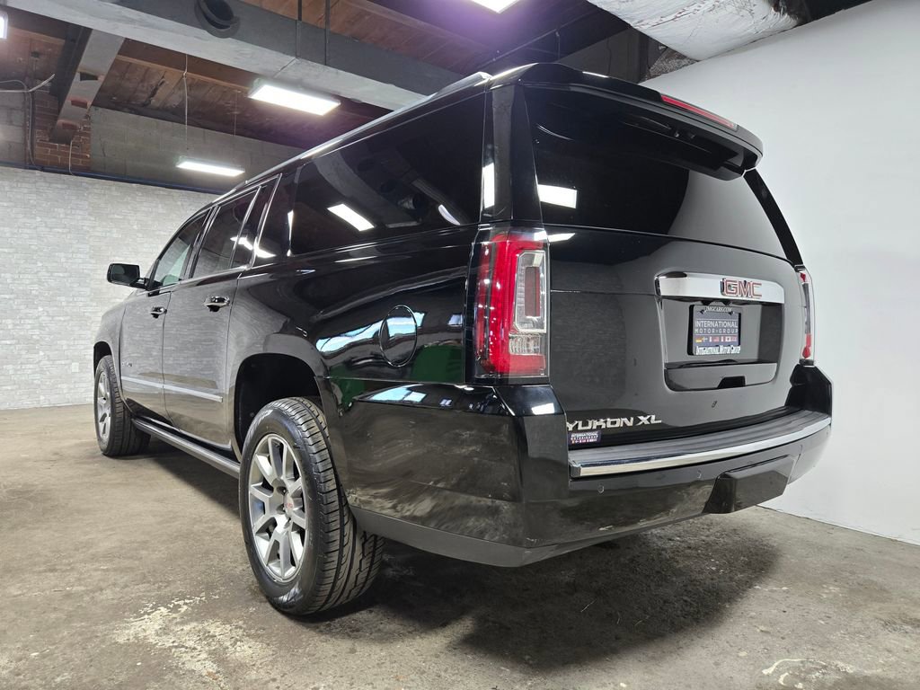Used 2019 GMC Yukon XL Denali w/ Open Road Package image 44