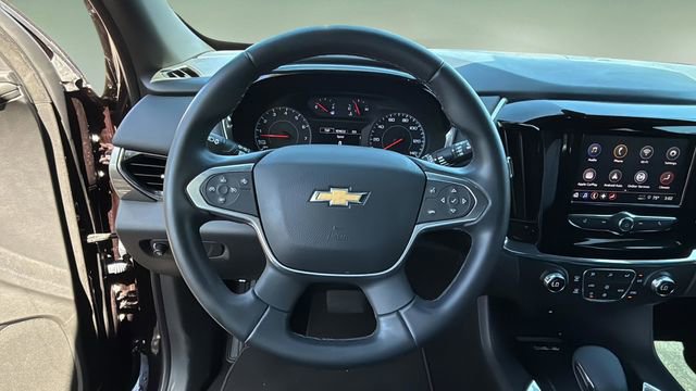 Used 2023 Chevrolet Traverse LT image 13