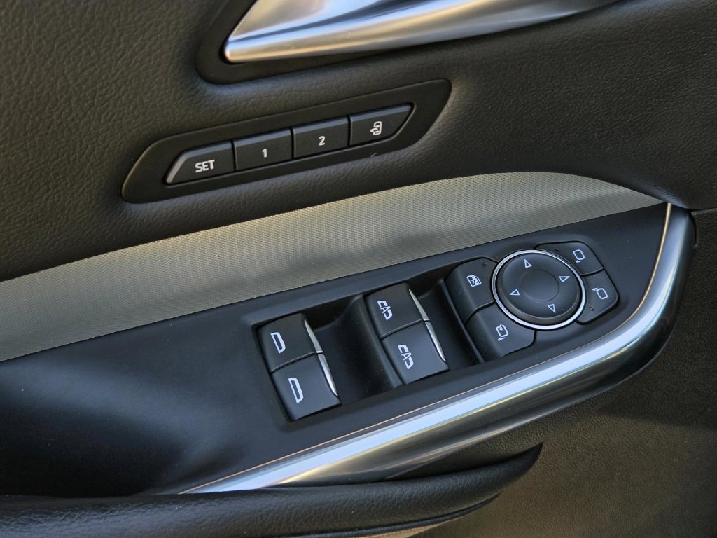 Used 2023 Cadillac XT4 Premium Luxury w/ Cold Weather Package FWD image 21