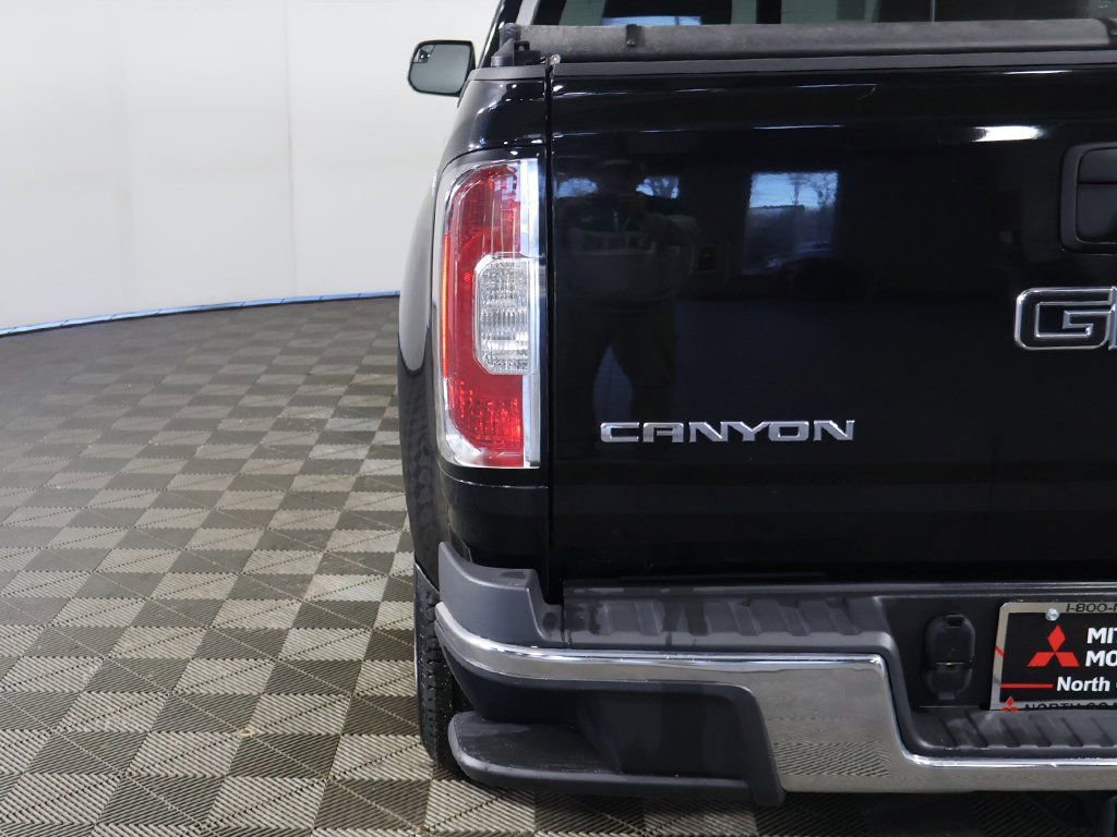 Used 2016 GMC Canyon SLT w/ Driver Alert Package image 10