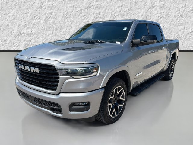 Used 2025 RAM 1500 Laramie w/ Sport Appearance Package AWD/4WD image 7