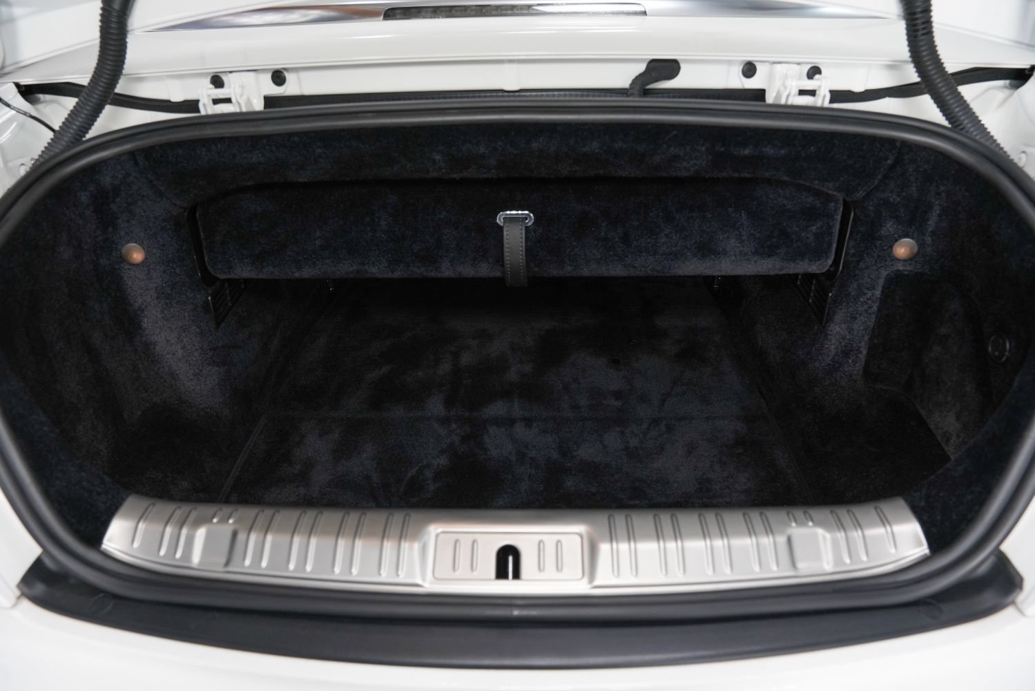 Used 2017 Rolls-Royce Dawn RWD image 42