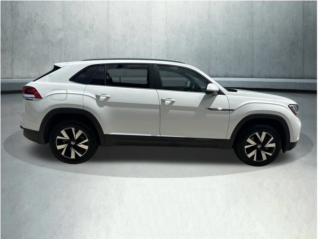 Used 2020 Volkswagen Atlas Cross Sport SE FWD image 6
