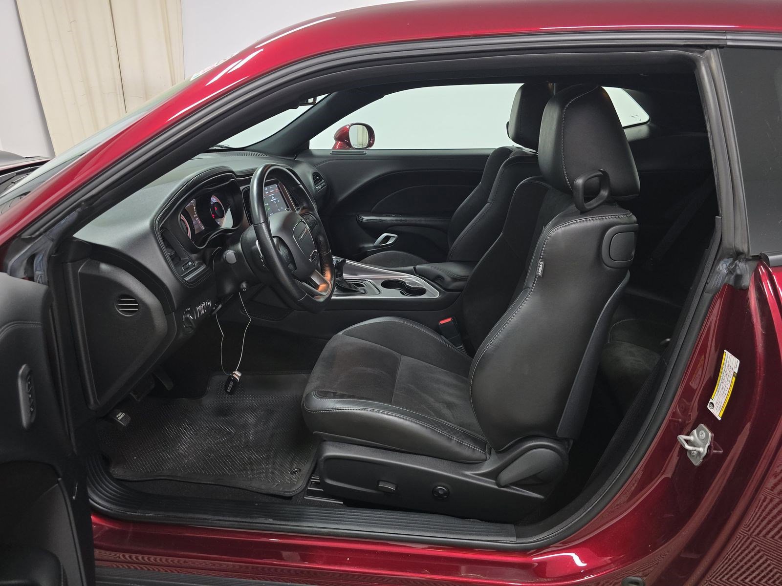 Used 2021 Dodge Challenger R/T Scat Pack RWD image 7