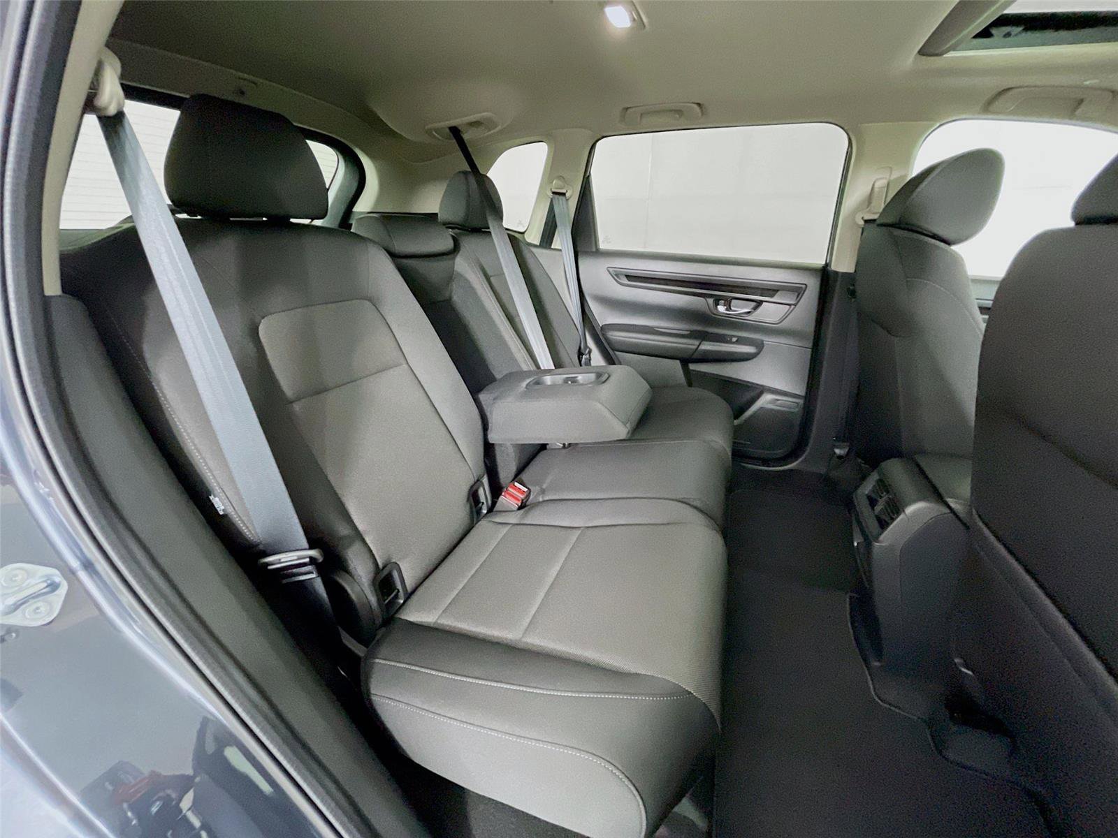 Used 2025 Honda CR-V EX image 32