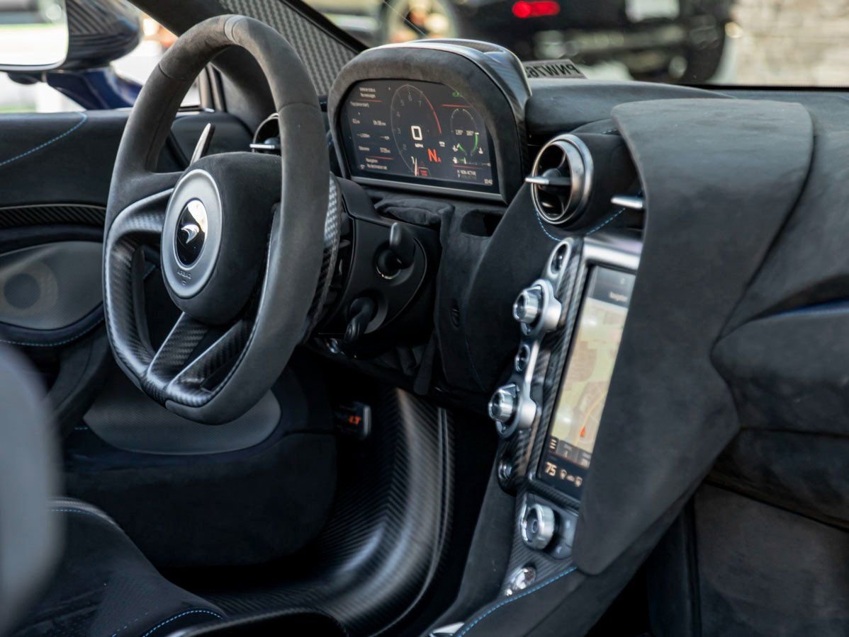 Used 2022 McLaren 765LT RWD image 26