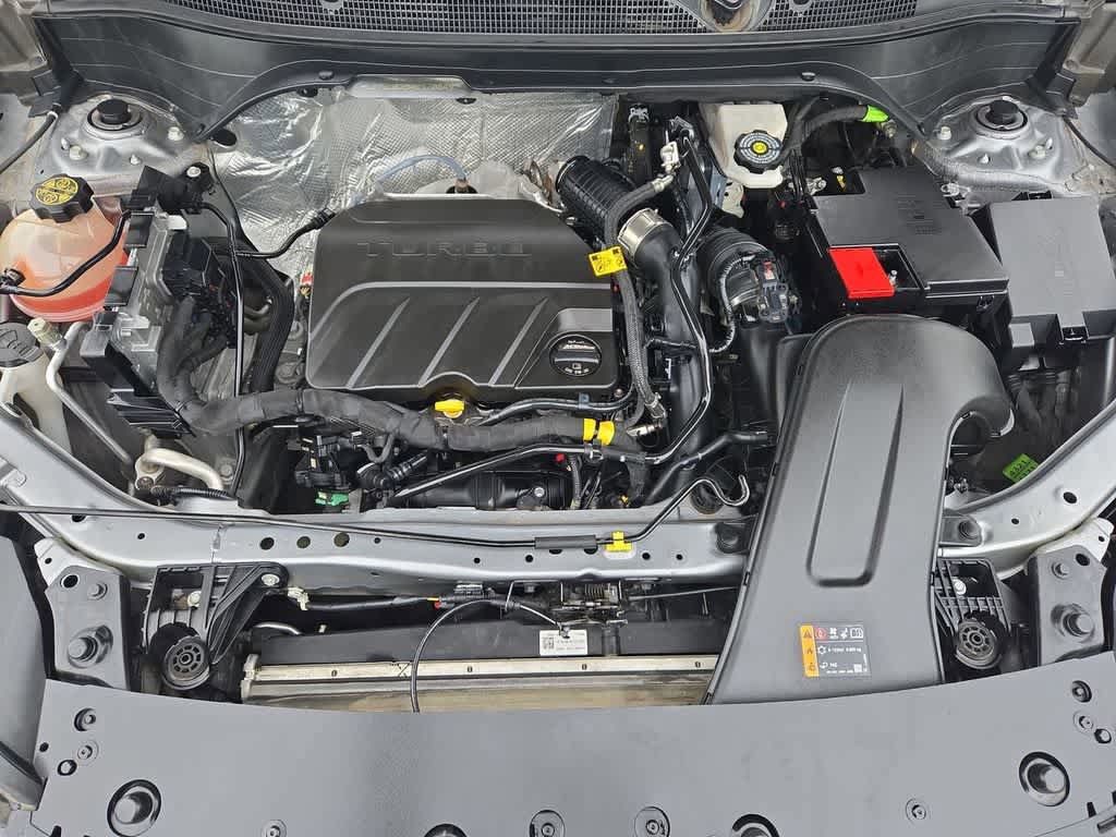 Used 2024 Chevrolet Trax RS FWD image 15