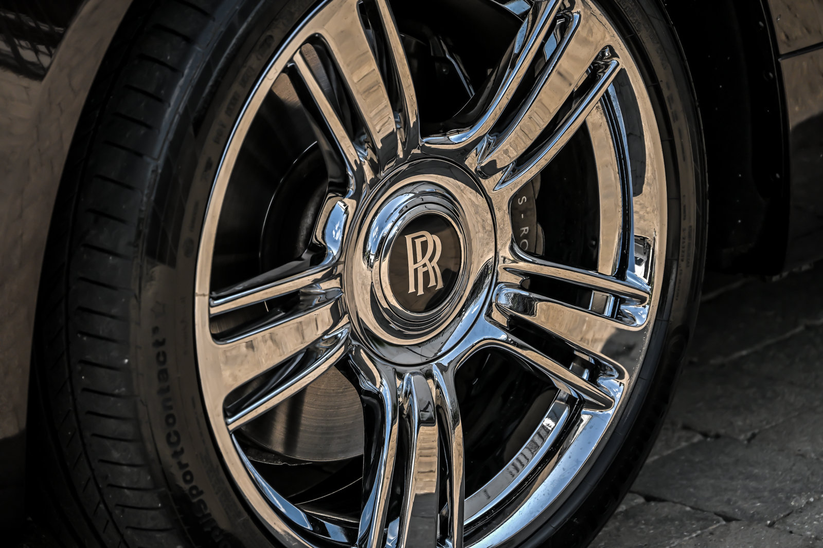 Used 2016 Rolls-Royce Wraith RWD image 8