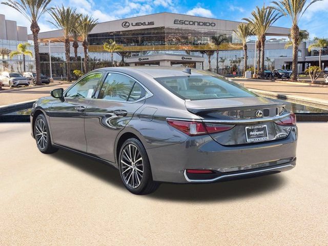 Used 2025 Lexus ES 300h w/ Premium Package FWD image 7
