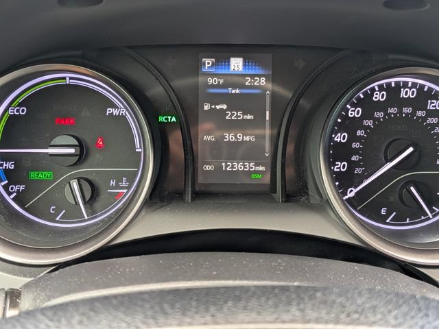 Used 2023 Toyota Camry SE w/ Convenience Package FWD image 24