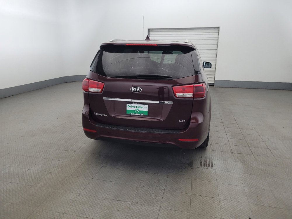 Used 2016 Kia Sedona LX w/ LX Convenience Package FWD image 7