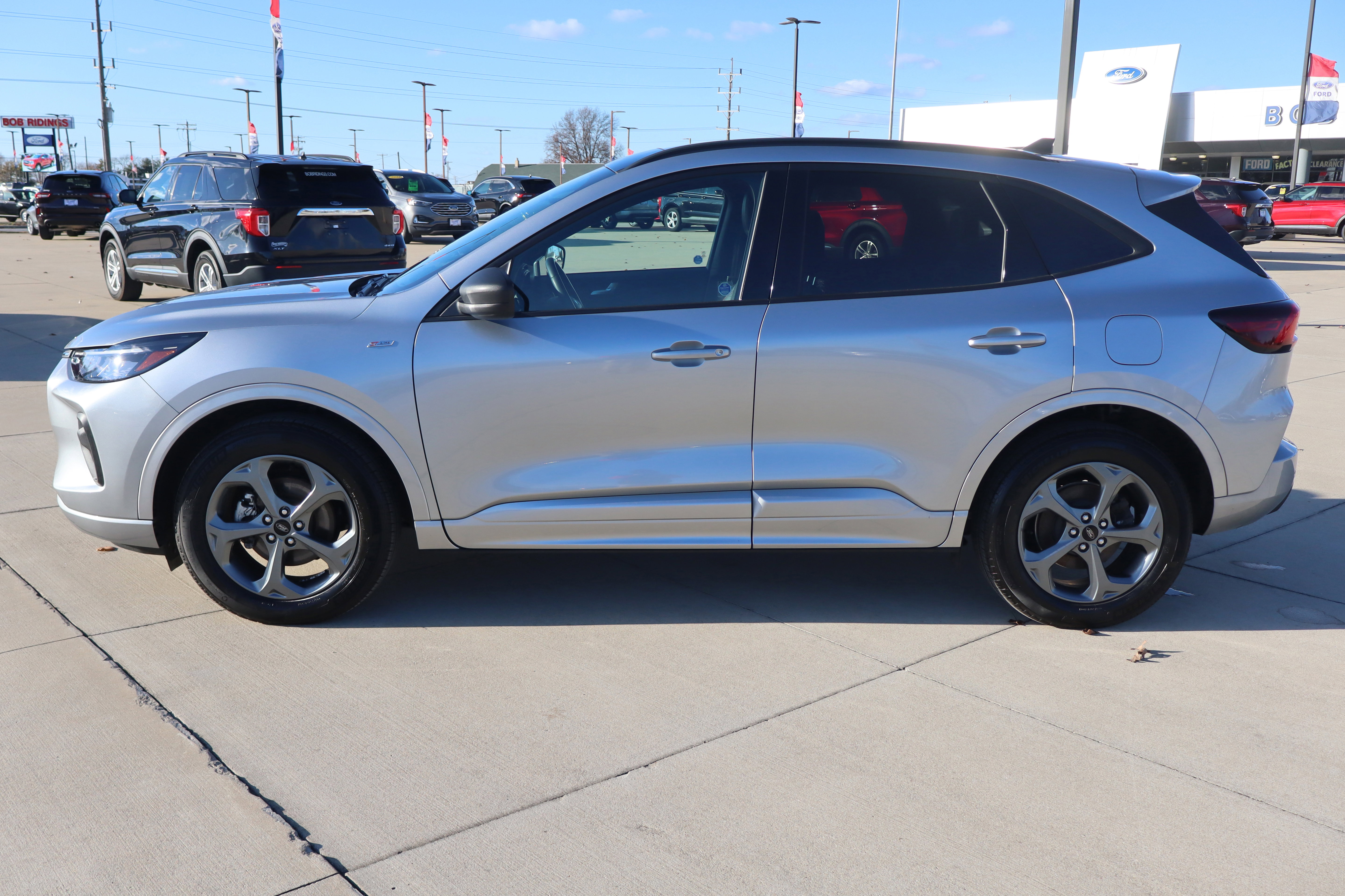 Used 2023 Ford Escape ST-Line w/ Tech Pack #1 image 9