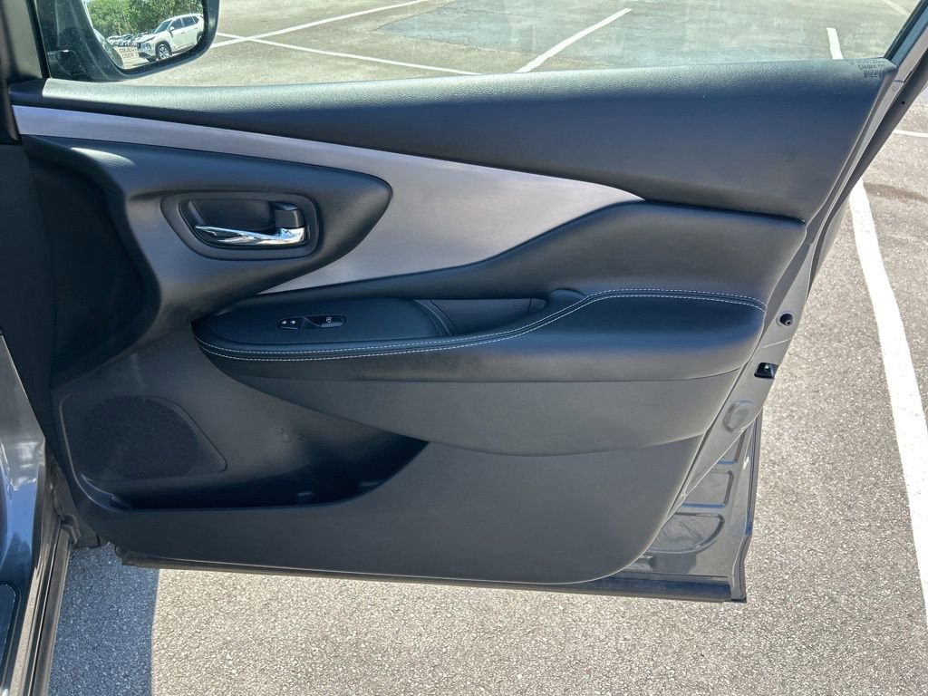 Certified 2023 Nissan Murano SV image 41