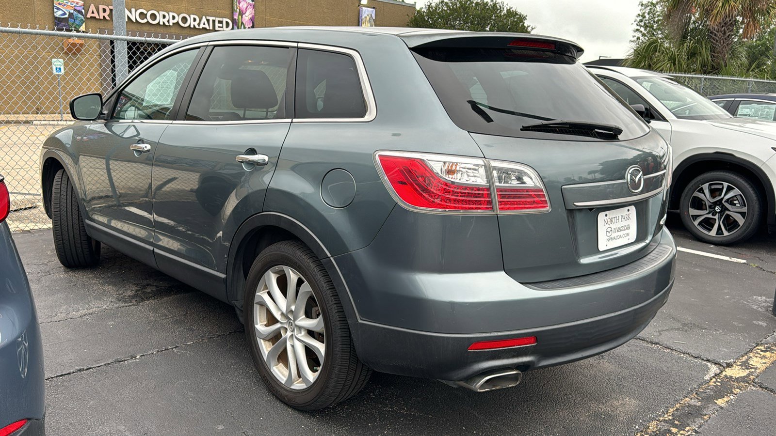 Used 2012 MAZDA CX-9 Grand Touring w/ Moonroof & Bose Audio Pkg FWD image 5