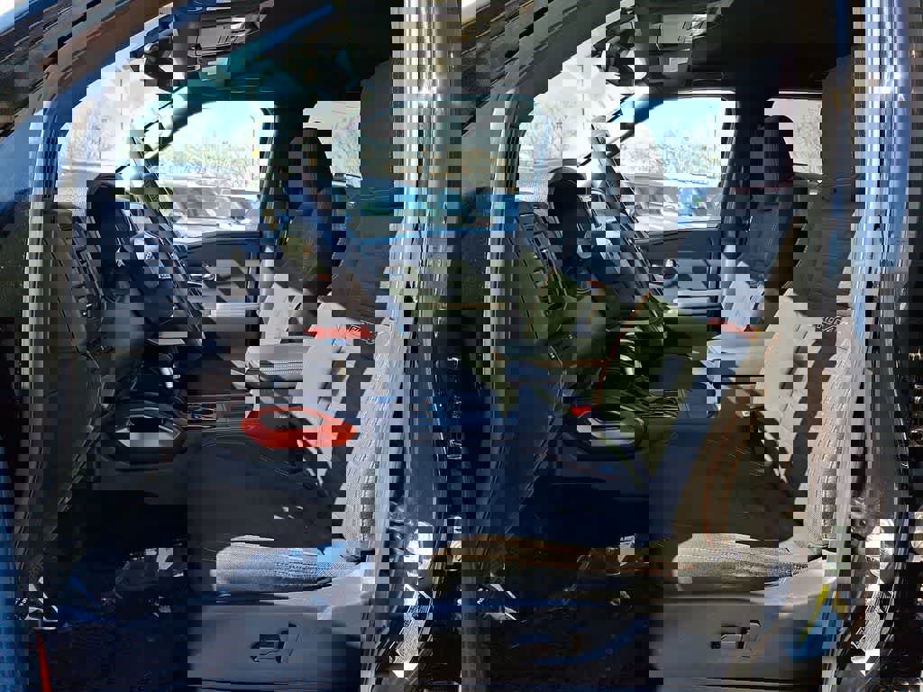 Used 2024 Nissan Frontier PRO-4X image 13