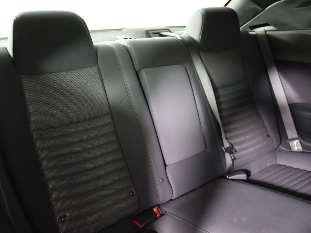 Used 2012 Dodge Challenger SXT RWD image 21