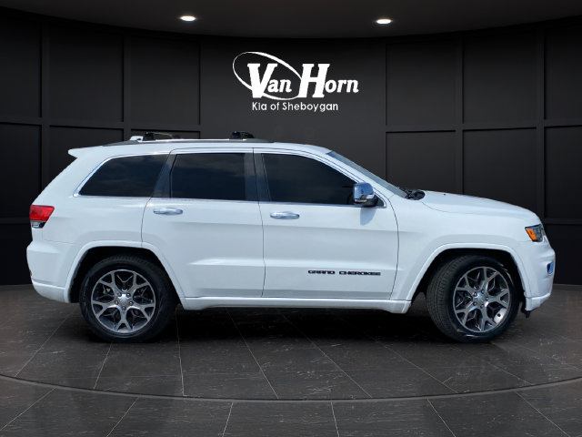Used 2020 Jeep Grand Cherokee Overland AWD/4WD image 8
